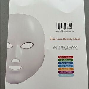 NEW IN BOX! Red Light Therapy Face Mask